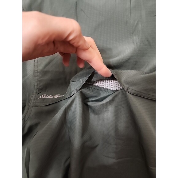 Eddie Bauer Woven Tech Shirt Mens M Green Outdoor Vented Lightweight Camping NEW - Picture 11 of 12